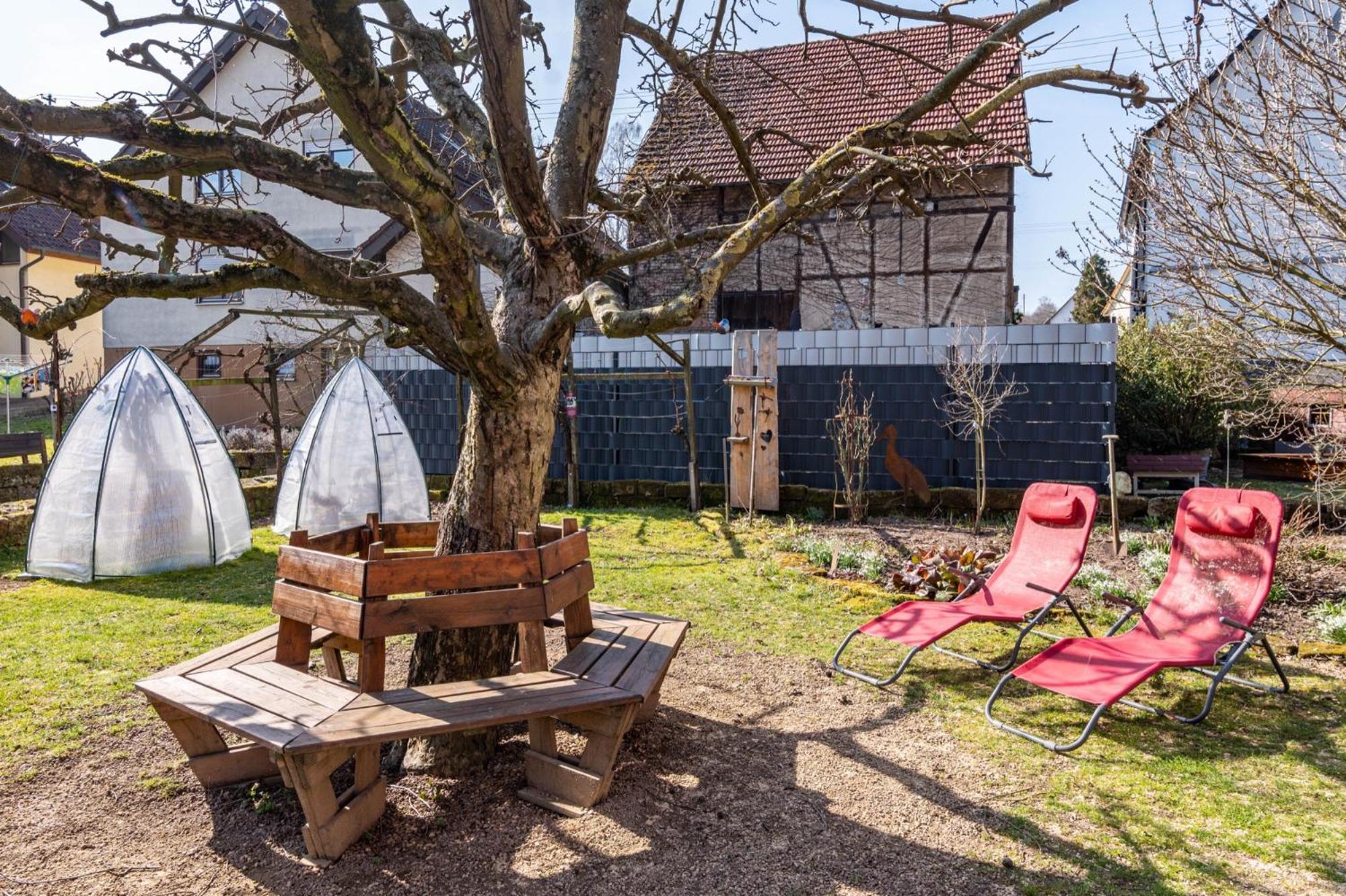Апартаменты Winzercafe Neipperg Brackenheim Экстерьер фото