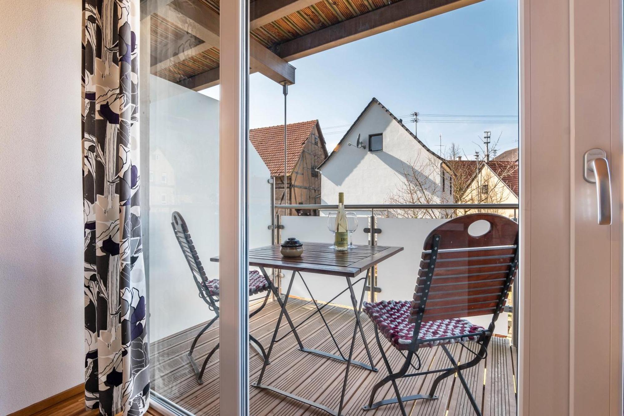 Апартаменты Winzercafe Neipperg Brackenheim Экстерьер фото